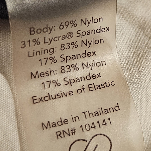 Calia by Carrie Underwood Black Sports Bra Hook Closure Molded Cups size XS - Picture 11 of 11